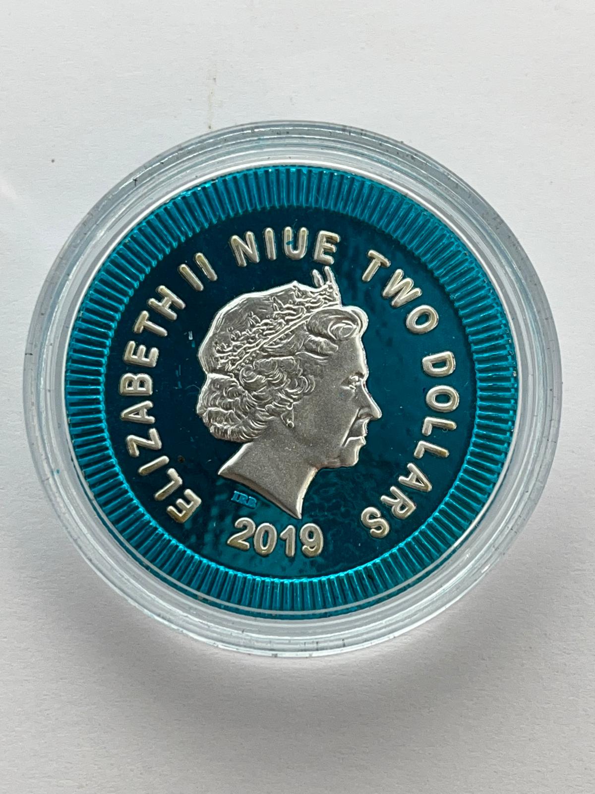 Athenian Owl Turqoise background White Eyes - 1 oz