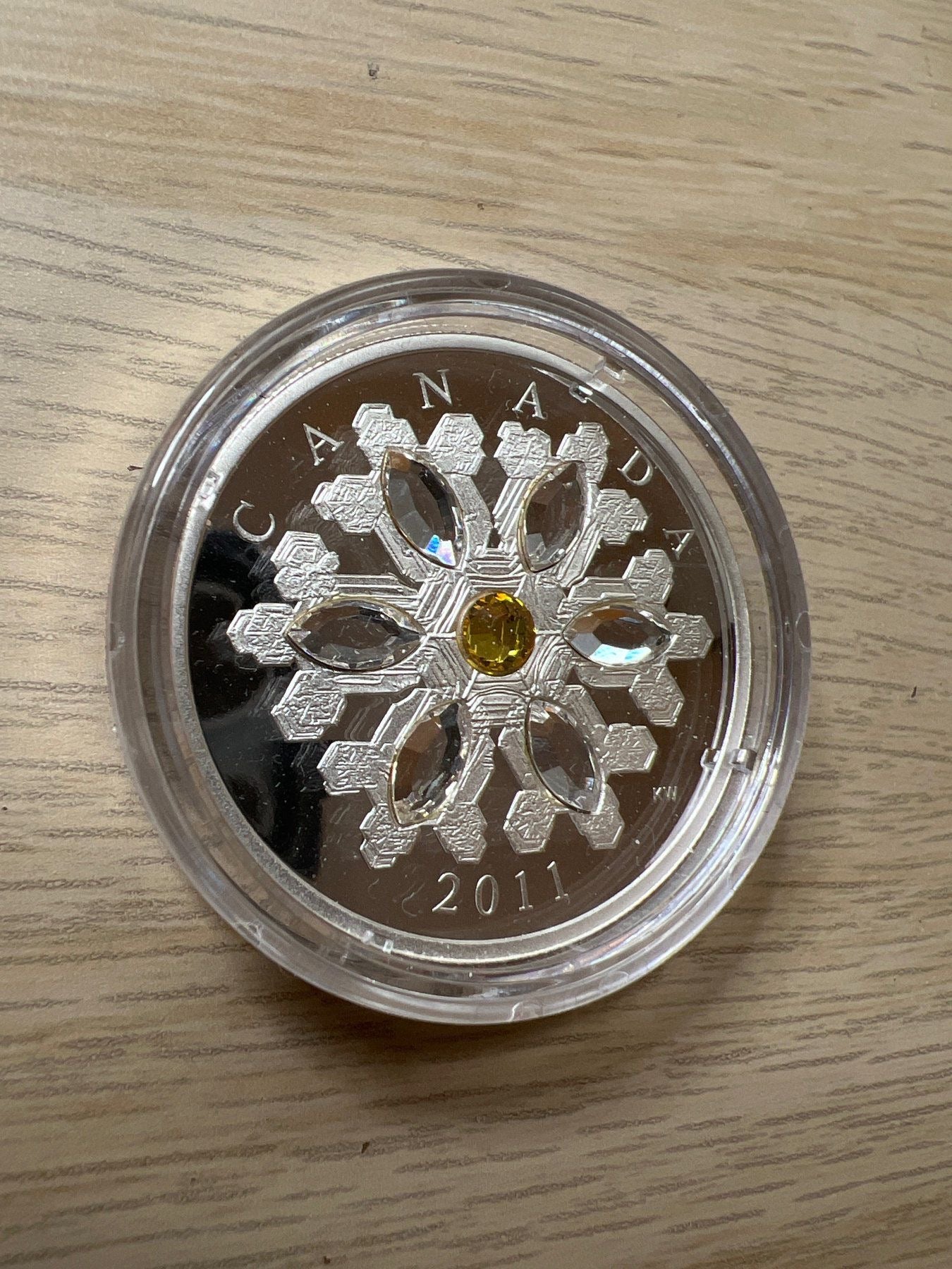 Snowflake - Swarovski Emerald Crystal 1 oz