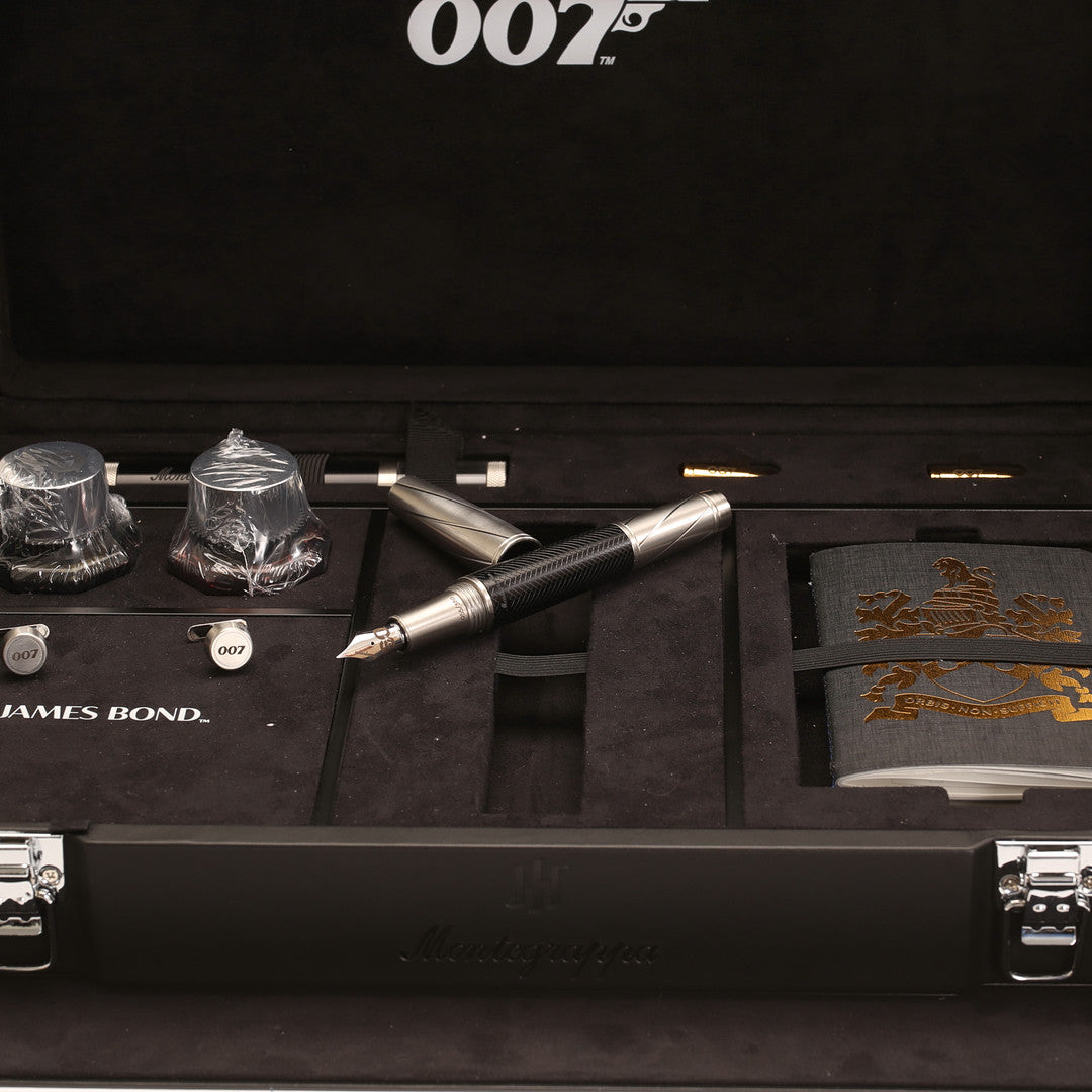 Montegrappa, "007 Spymaster Duo".