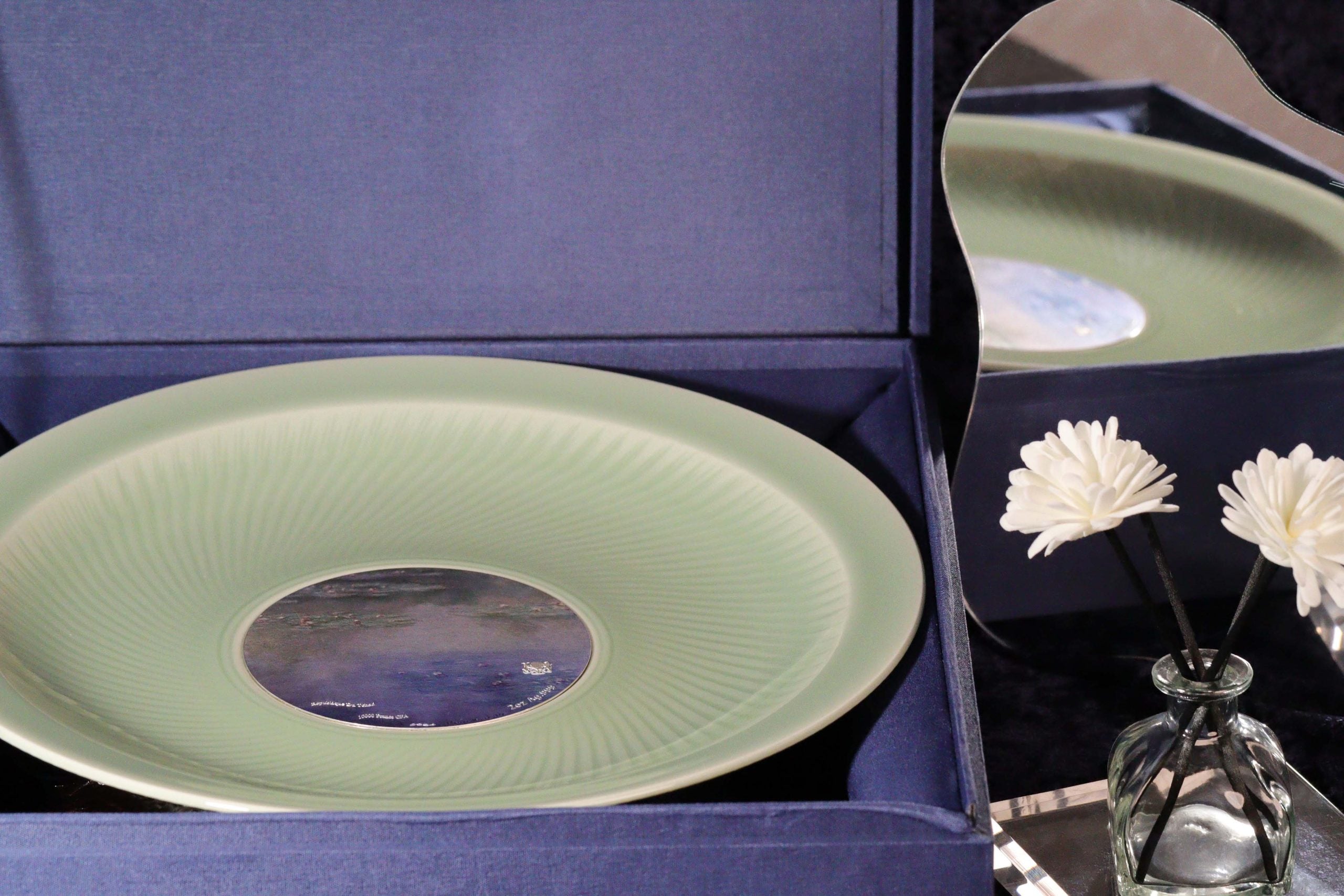 Chad - Water Lilies 1907 By Claude Monet Celadon Porcelain - 2 oz