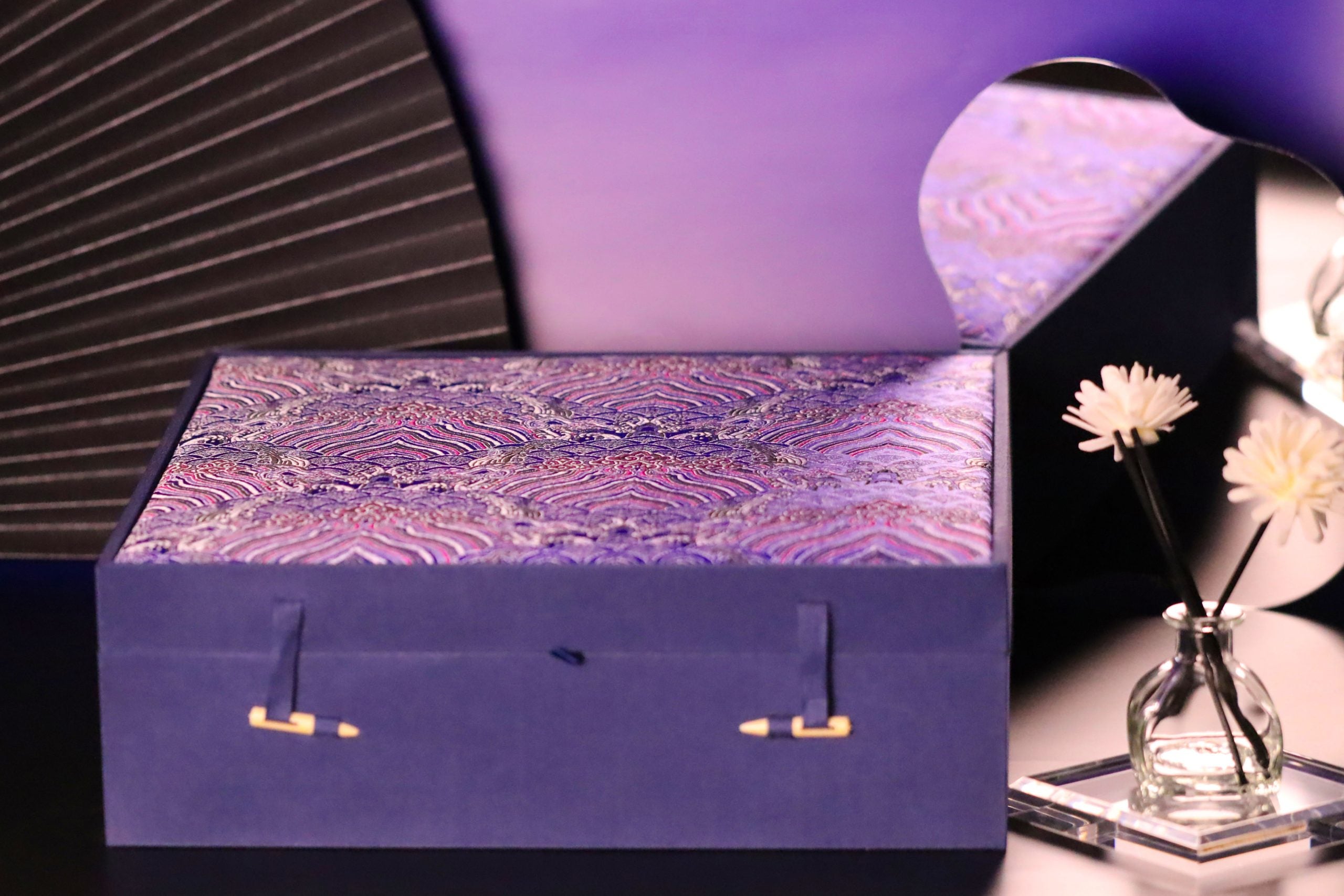 Chad - Water Lilies 1907 By Claude Monet Celadon Porcelain - 2 oz