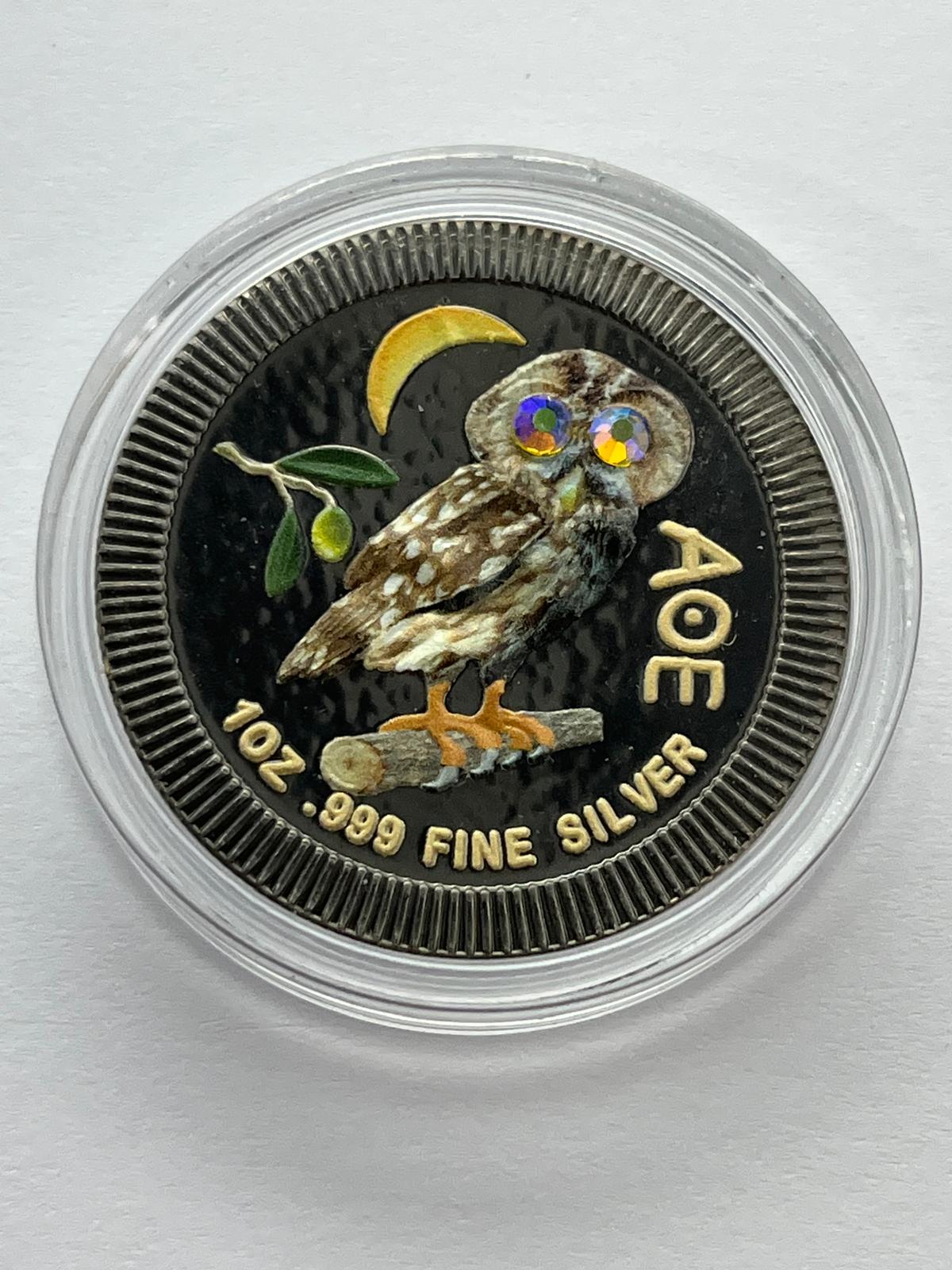 Athenian Owl Silver background Yellow Eyes - 1 oz