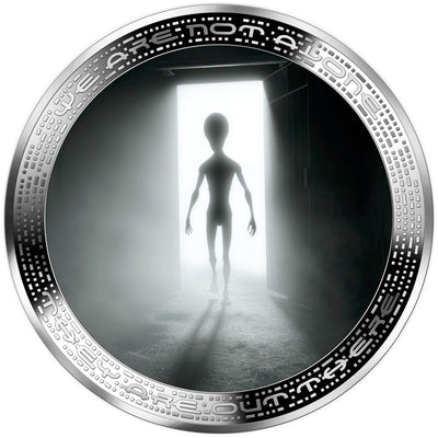 Cameroon – We are not alone – Alien in Door Opening