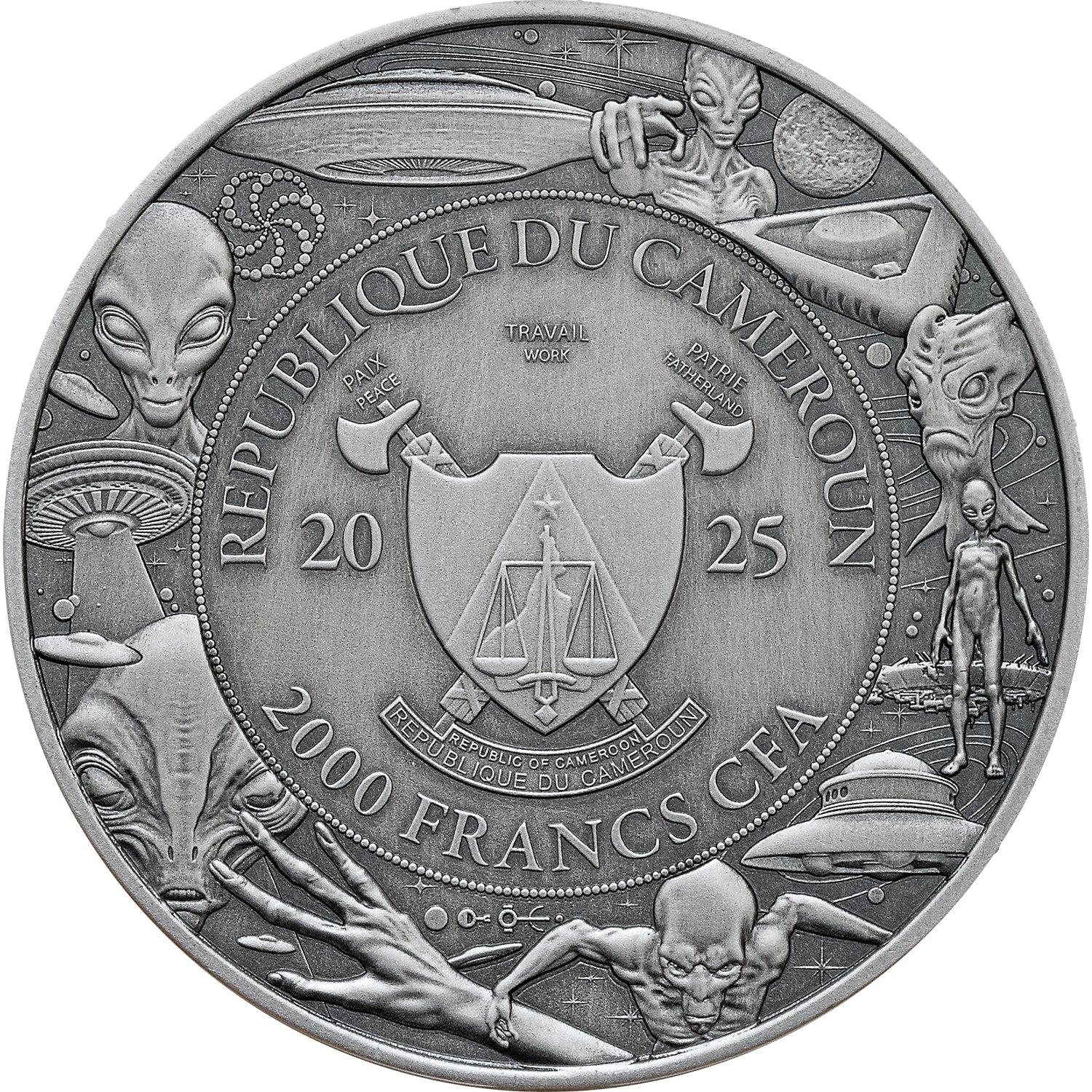 Alien Face UHR 2oz Antiqued – Alien & UFO series 2 oz