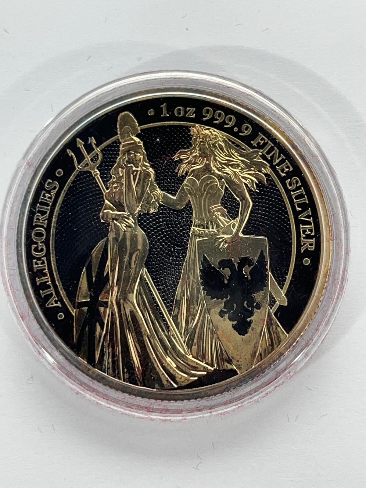 Allegories Gold & Black Varnish - 1 oz