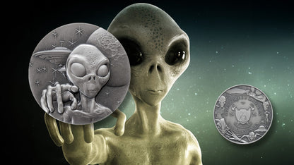 Alien Face UHR 2oz Antiqued – Alien & UFO series 2 oz