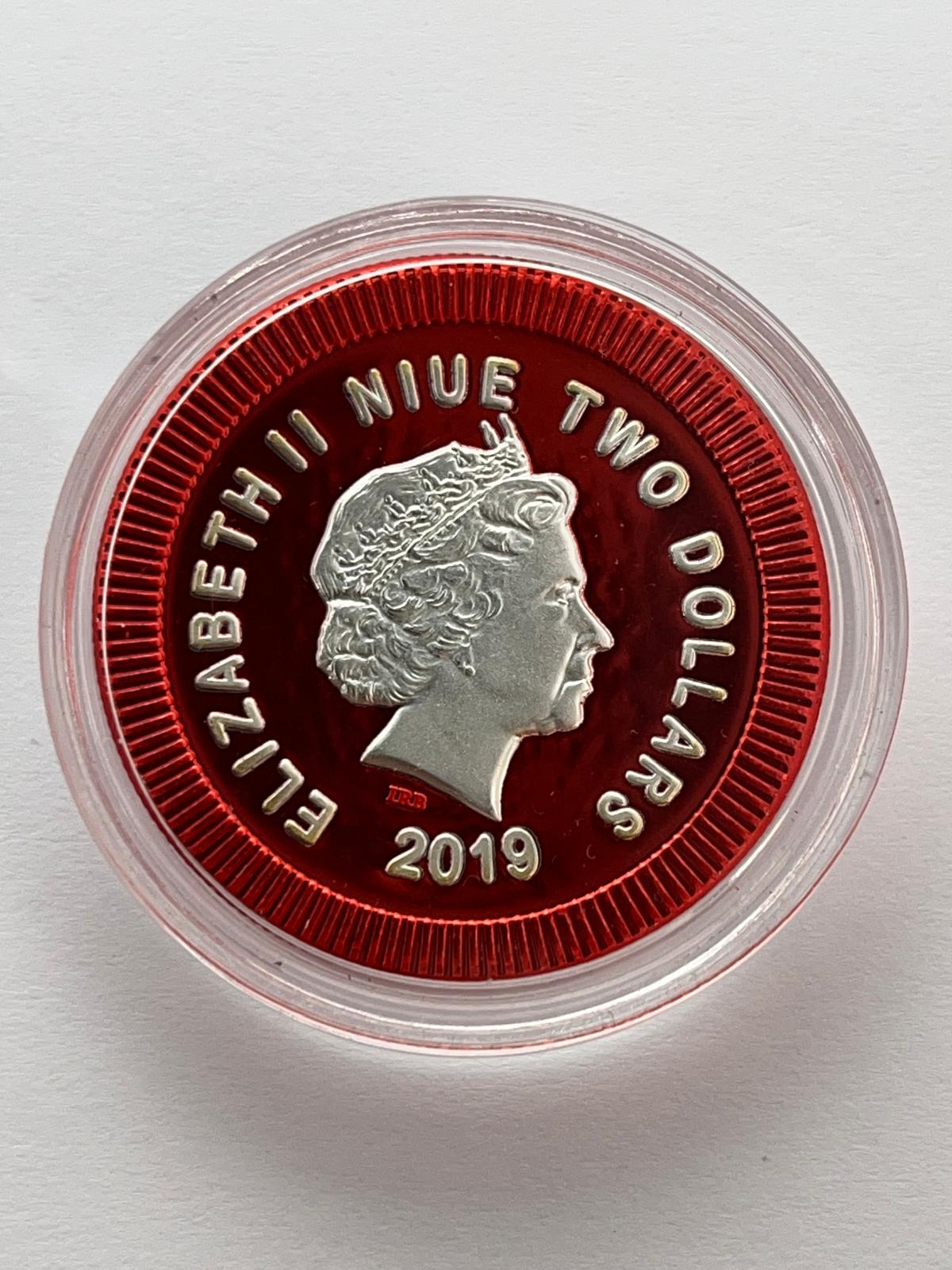 Athenian Owl Red background Pink Eyes - 1 oz