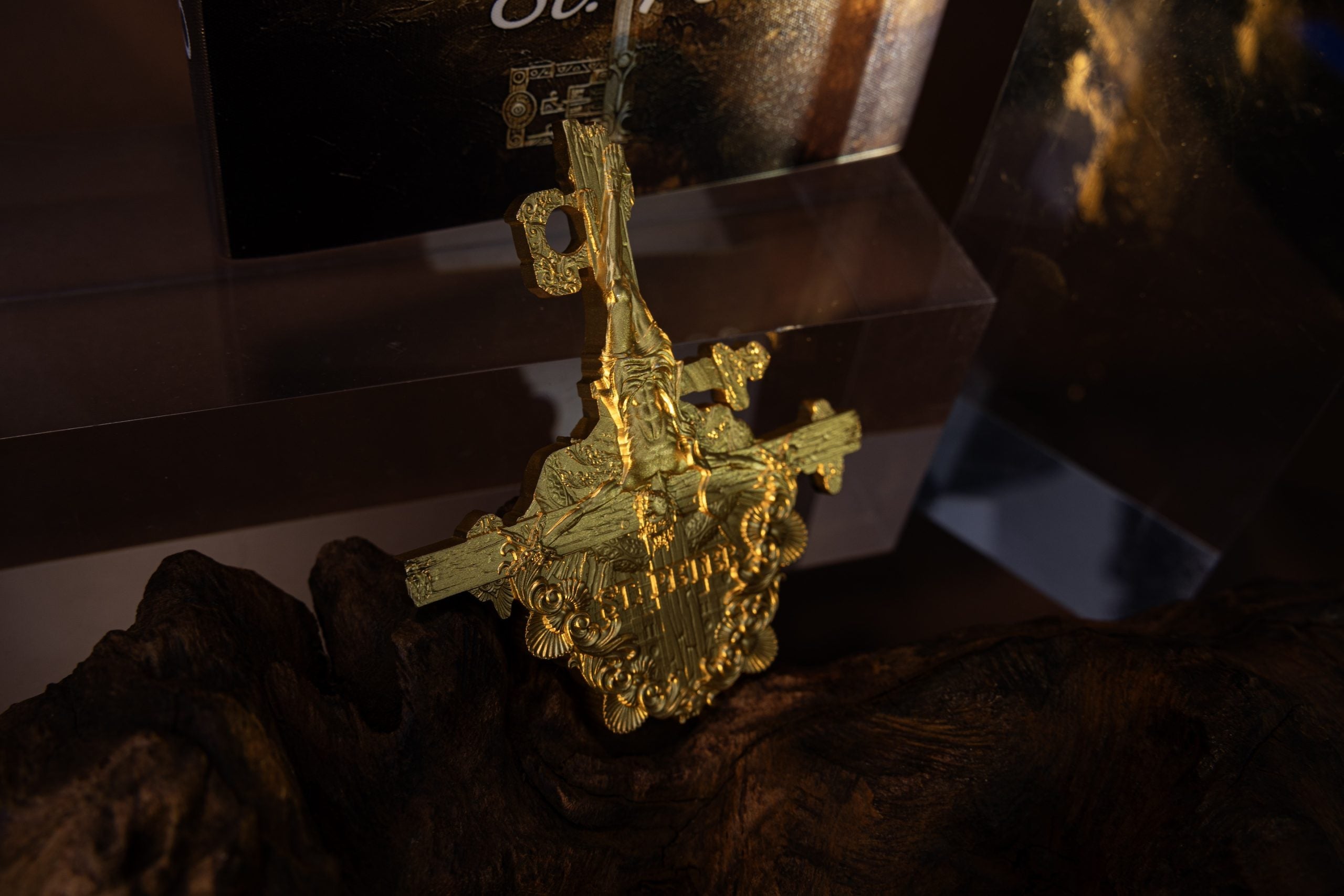 Cameroon - Saint Peter 12 Apostle Series GILDED - 2 oz