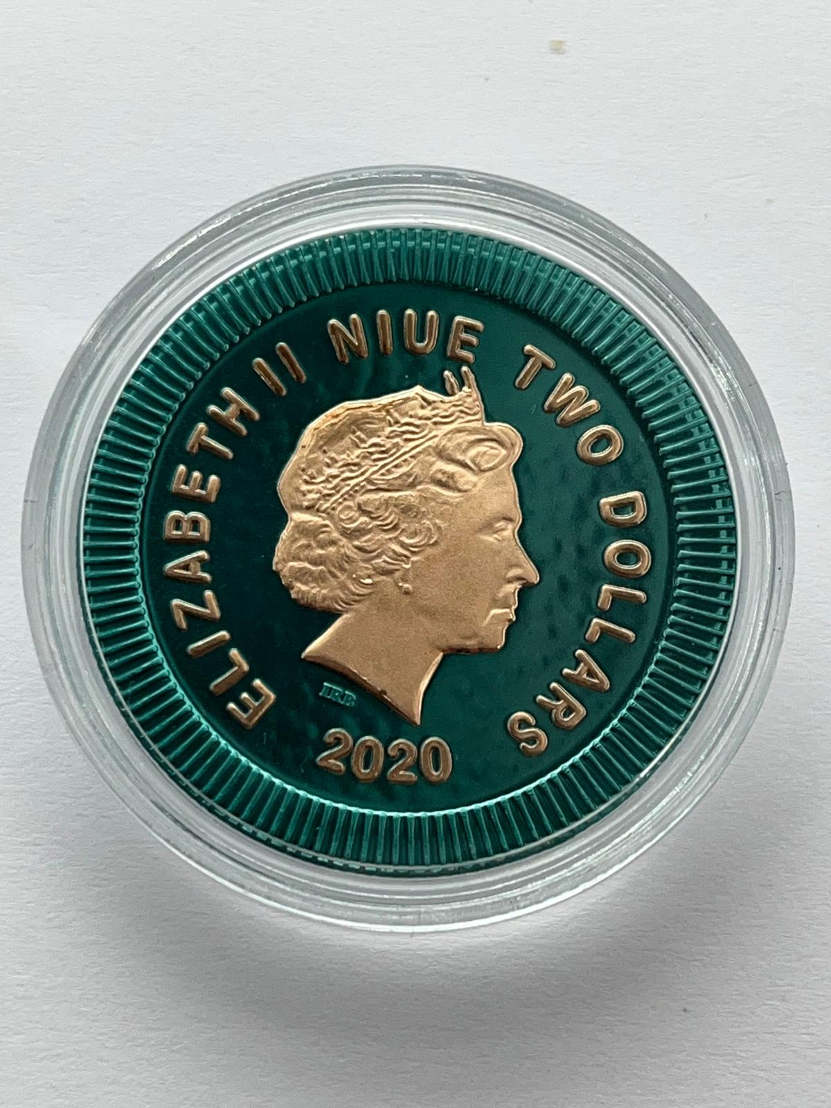 Athenian Owl Green/Blue background Black Eyes - 1 oz