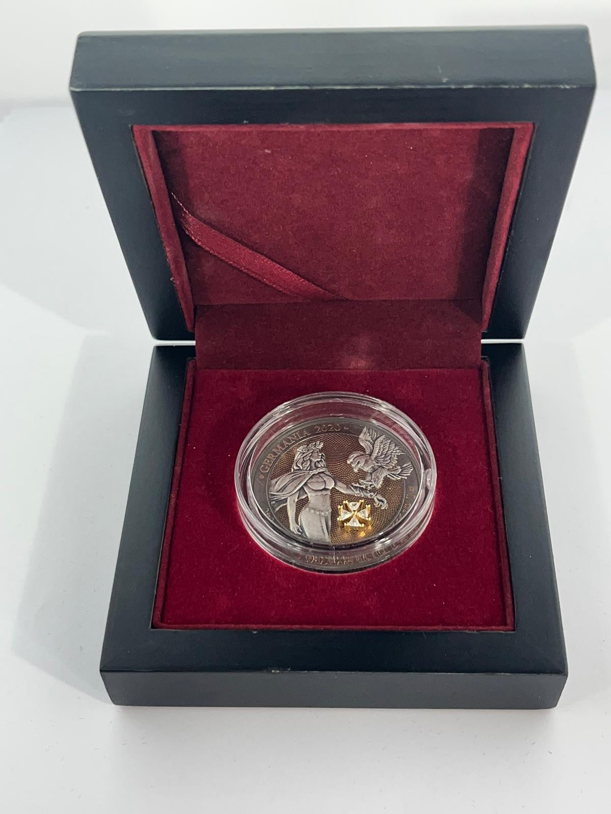 Allegories Cross Crystal Cross 1 oz