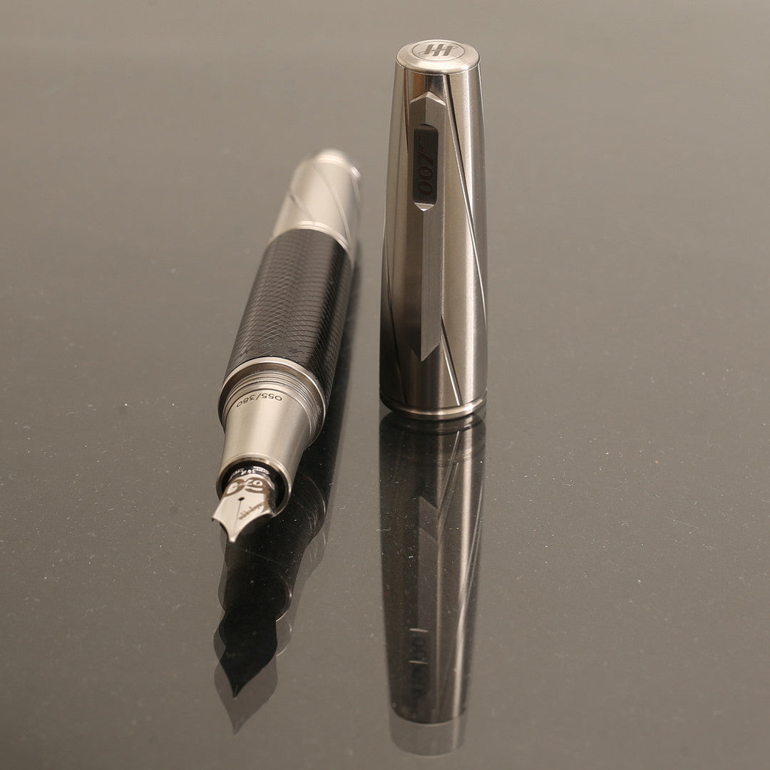 Montegrappa, "007 Spymaster Duo".