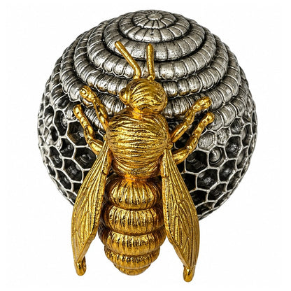 Cameroon - Rulers of the Nests – Bee