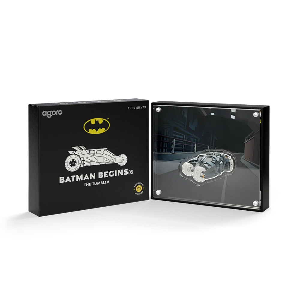 Niue - DC - Batman begins. The Tumbler With Chase